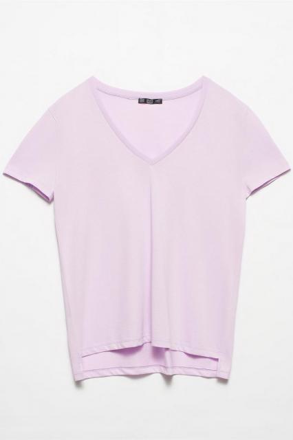 Lilac shirt with v-neck | BeautyLine Fashion BV