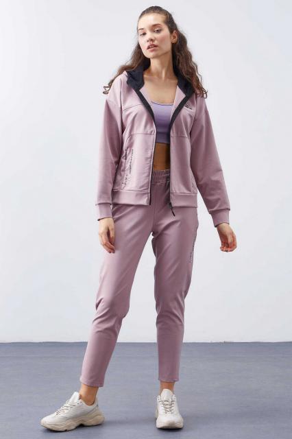 Leisure suit with zipper purple | BeautyLine Fashion BV