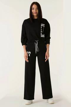 Leisure suit black with white design