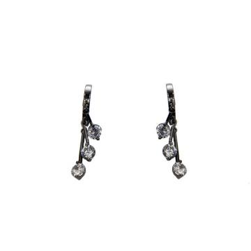 Earrings black with diamand | earrings